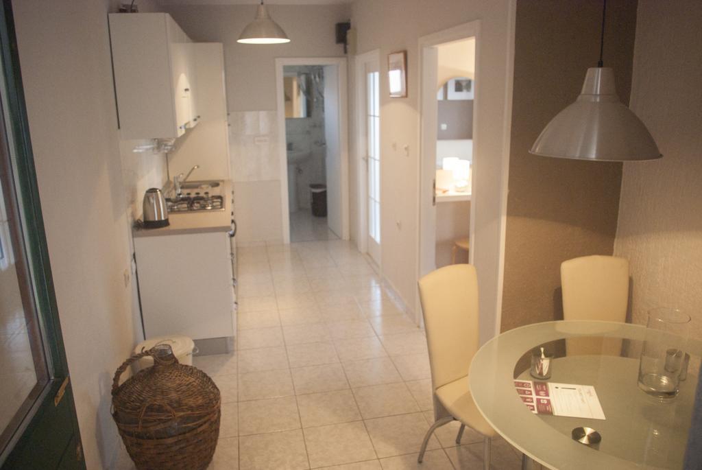 Apartments Vongula トロギール エクステリア 写真