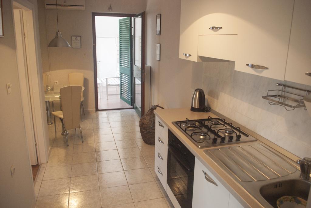 Apartments Vongula トロギール エクステリア 写真