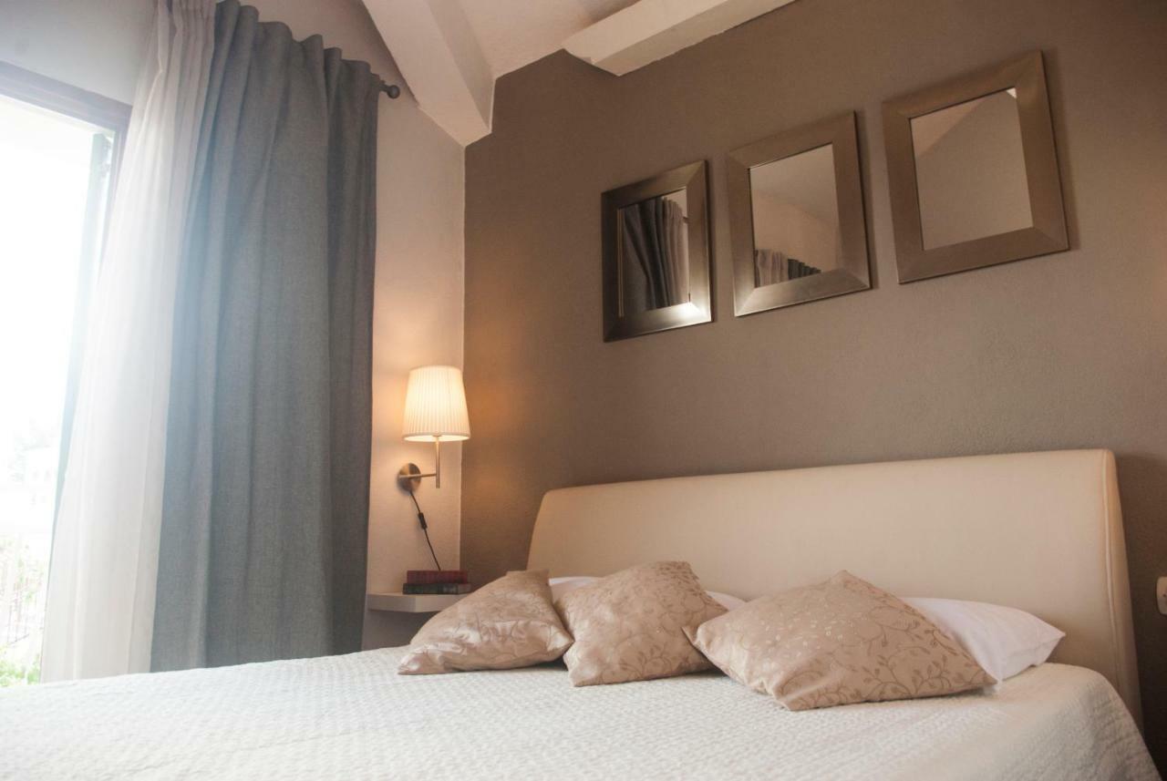 Apartments Vongula トロギール エクステリア 写真