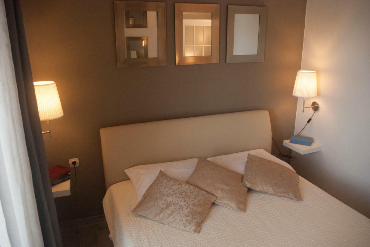 Apartments Vongula トロギール エクステリア 写真