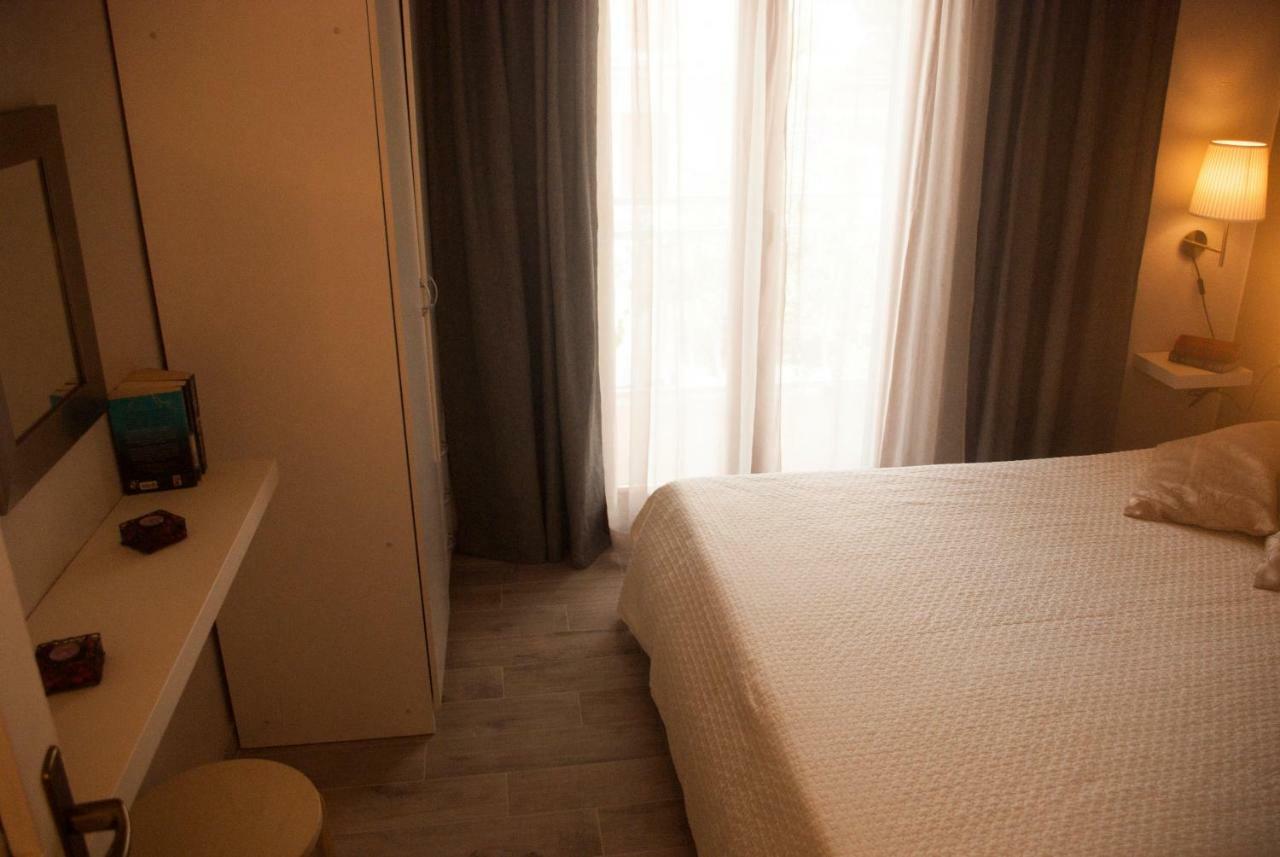 Apartments Vongula トロギール エクステリア 写真